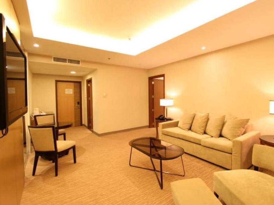 זמבואנגה Garden Orchid Hotel & Resort Corp. מראה חיצוני תמונה
